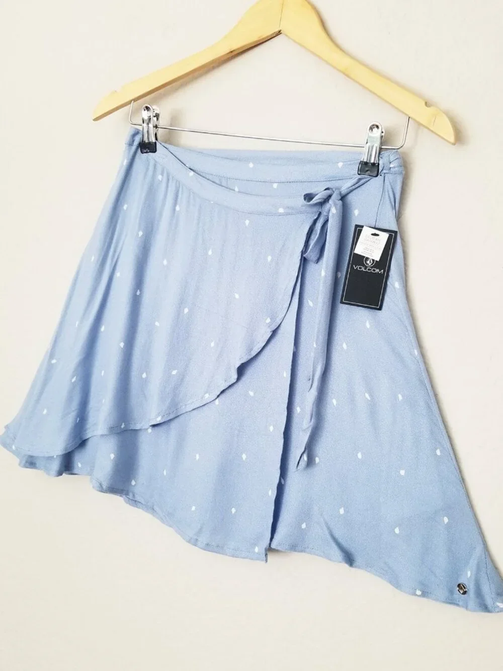 NEW Volcom Light Blue April March Mini Wrap Skirt M Logo Dots Beach Coverup $45